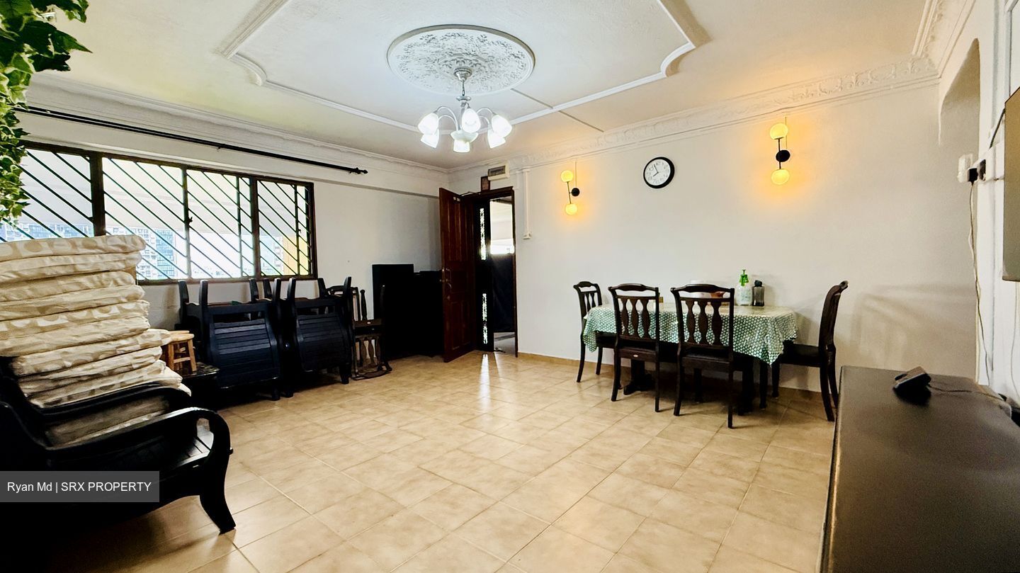 Blk 111 Hwi Yoh Ville (Serangoon), HDB 4 Rooms #566299781